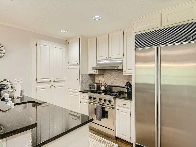 4129 Holland Ave — Photo 4