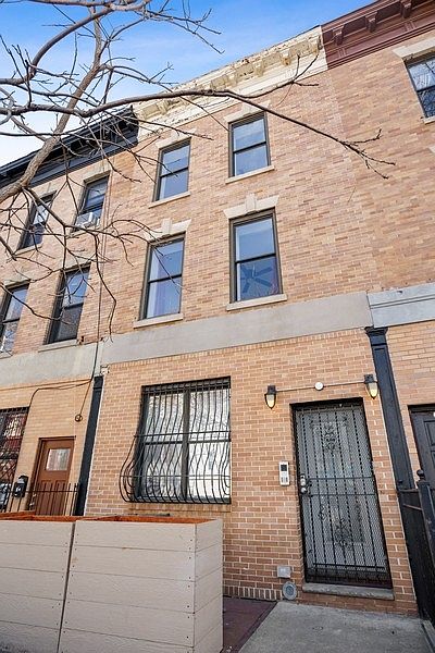 1st image of 619 Grand Ave