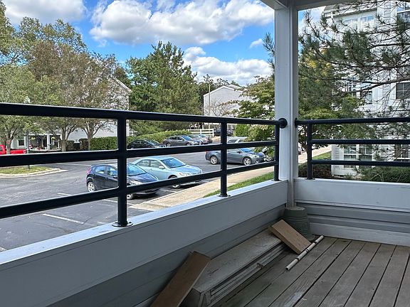 3rd image of 608 Rolling Hill Walk APT 204
