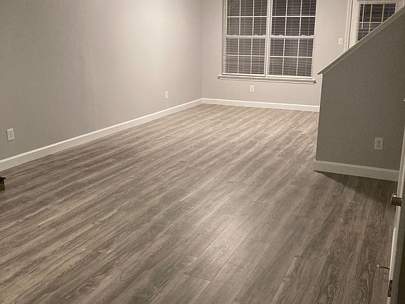 2nd image of 716 Princess Ct