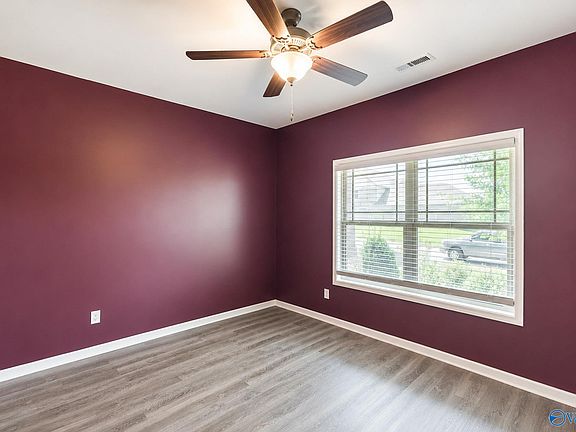 5th image of 115 Tommy Cir