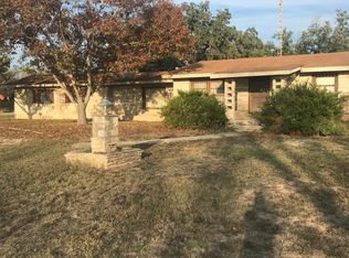 3424 Fm 117, Uvalde, TX 78801