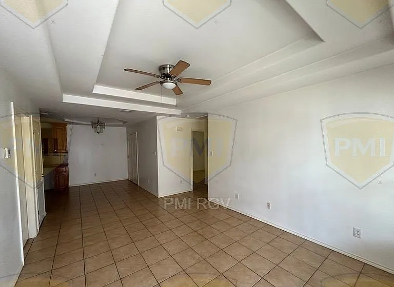 1503 E Coyote St #8 — Photo 2