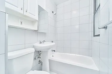 Rented by Living New York