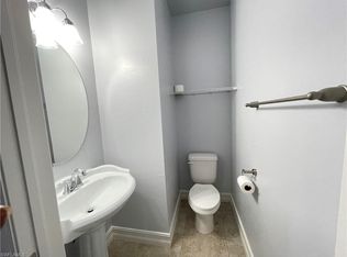 7818 Bristol Cir, Naples, FL 34120