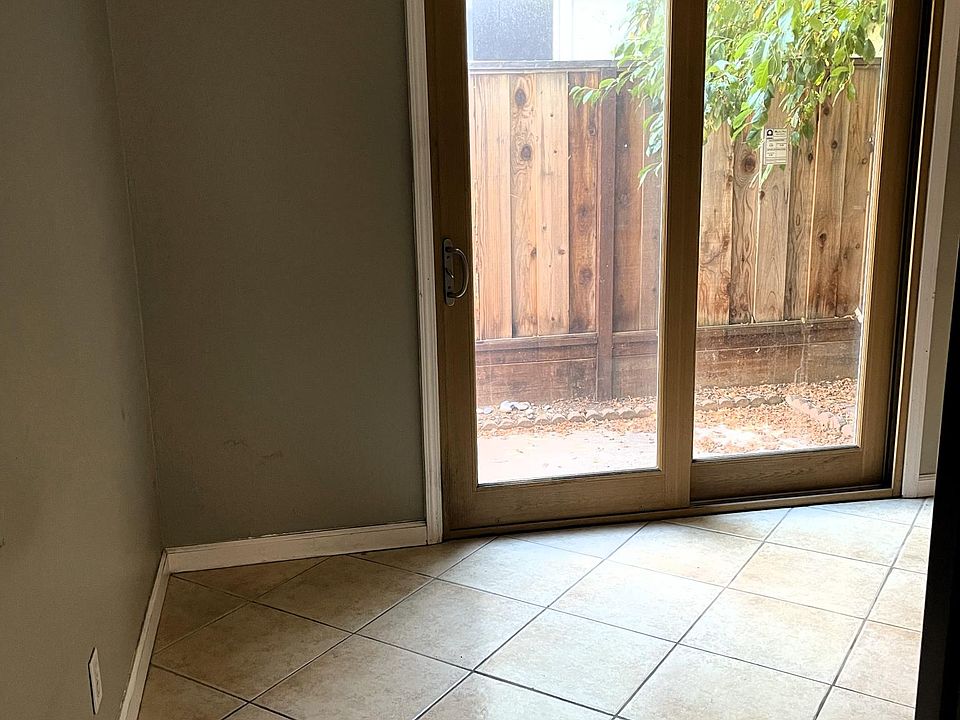 1716 Noranda Dr Sunnyvale, Kitchen double pane sliding door to own backyard