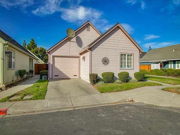 2nd image of 739 Marie Ln