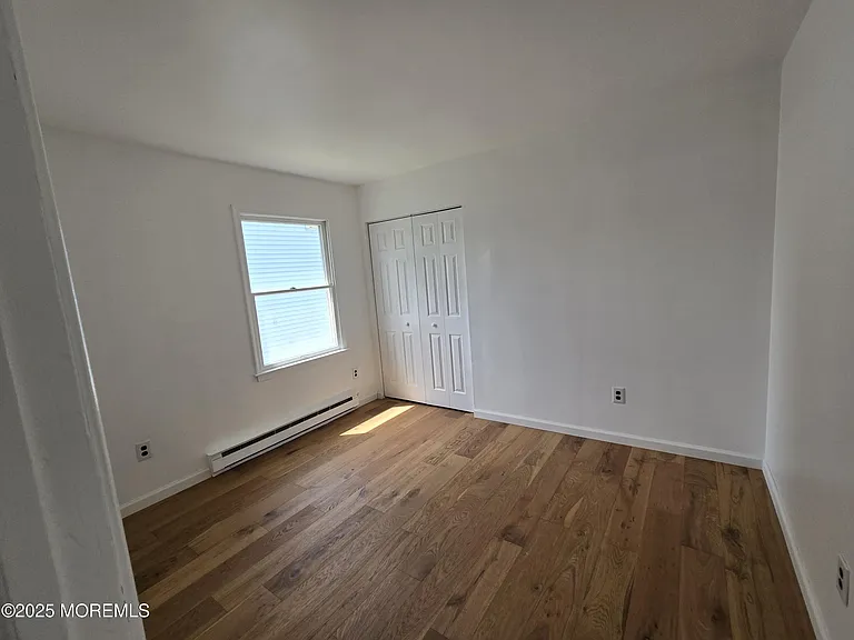 330 Elizabeth Ave — Photo 7