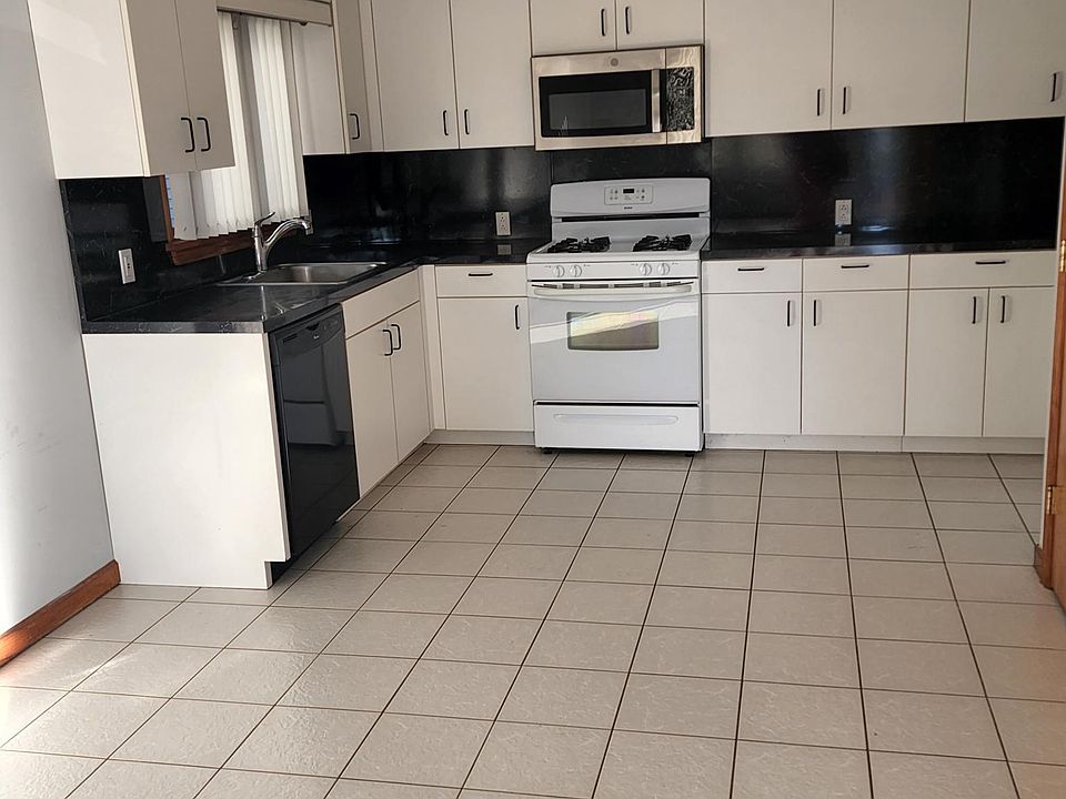 1st image of 28 Jefferson St #398