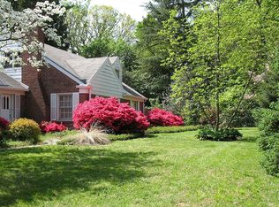 14 E Brookhaven Rd, Wallingford, PA 19086