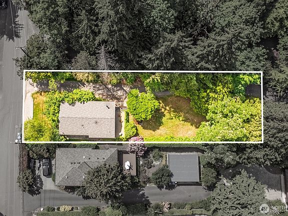 3rd image of 9412 SE 33rd Street