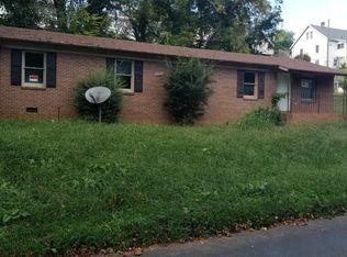 1310A Edwards Ln, Martinsville, VA 24112