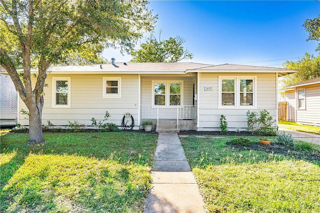 1037 Peerman Pl, Corpus Christi, TX 78411 Zillow