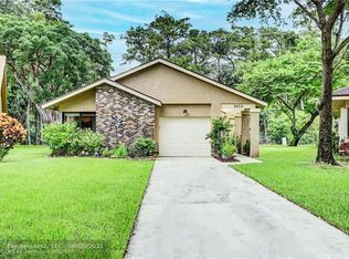 2655 Dahoon Ave, Coconut Creek, FL 33063