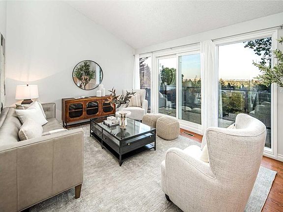 5th image of 44 NW Stradwick Way SW