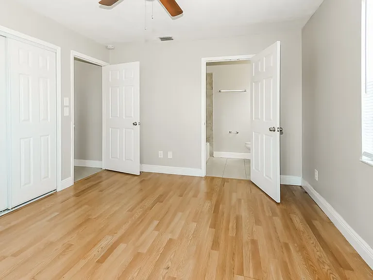 360 Melton Dr — Photo 8
