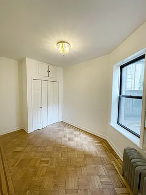 Rented by Pear NYC LLC | media 24