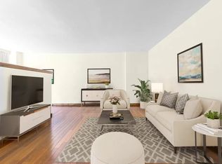 11050 71st Rd, Flushing, NY 11375