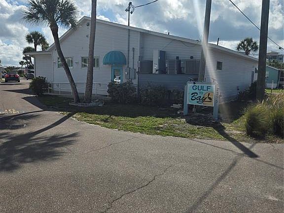 5th image of 106 Aura St