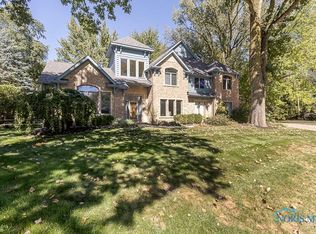 2946 Orchard Tree Ln, Toledo, OH