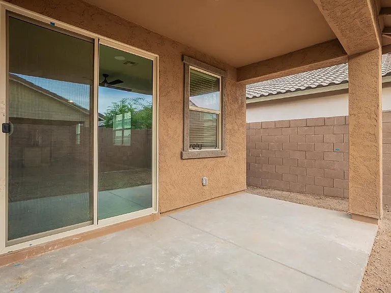 14155 W Georgia Dr — Photo 31