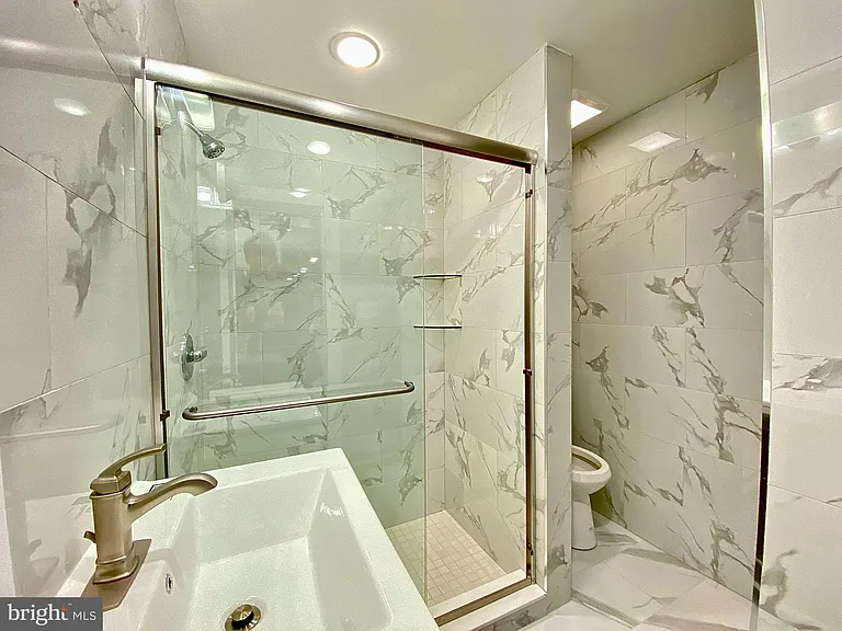 37 N 3rd St #2F — Photo 2