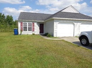 137 Kobe Dr, Havelock, NC 28532
