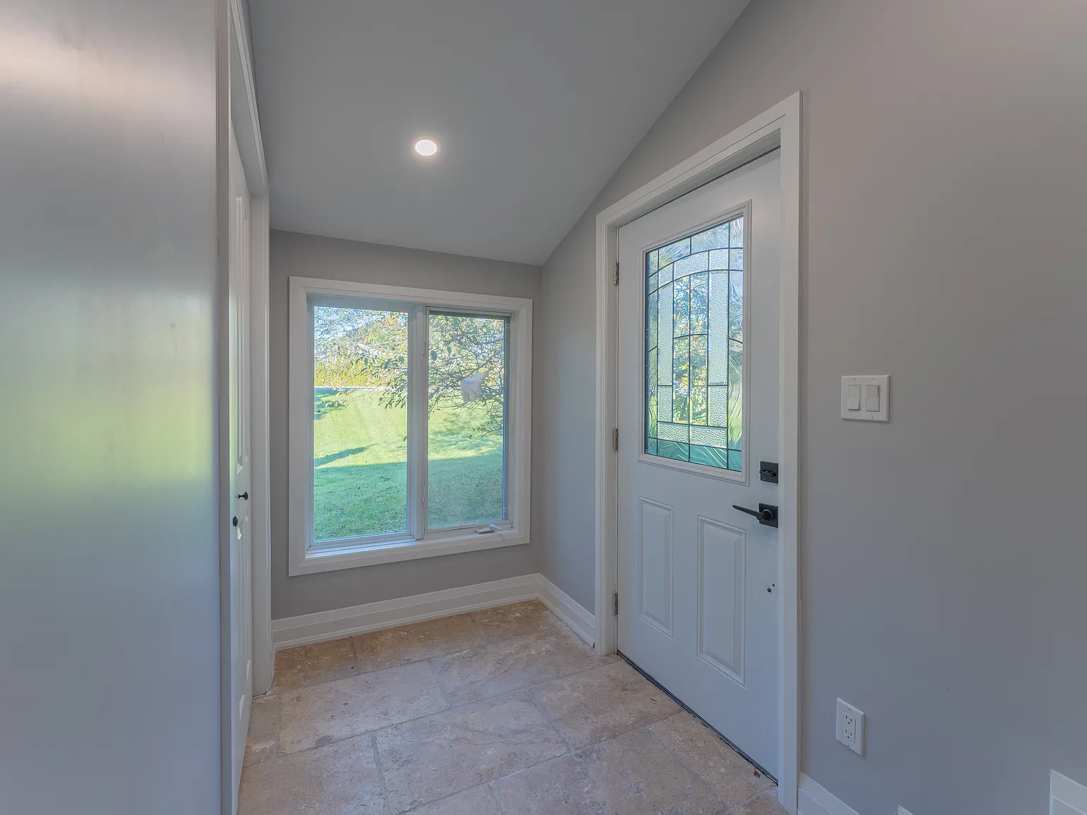740 Collins Bay Road Kingston — Photo 4