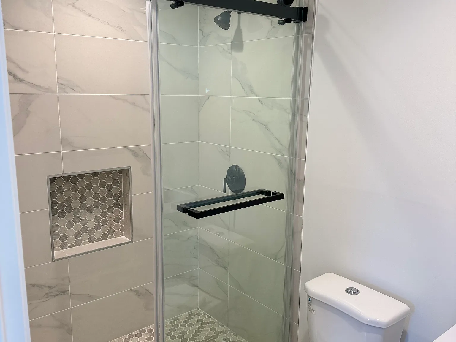 1 bed, 650 sqft, $2,300 — Photo 4