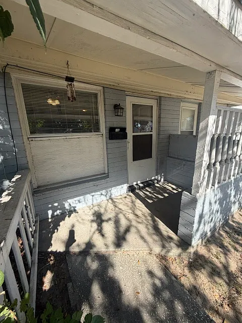 Ottawa Avenue - 3316 B — Photo 2