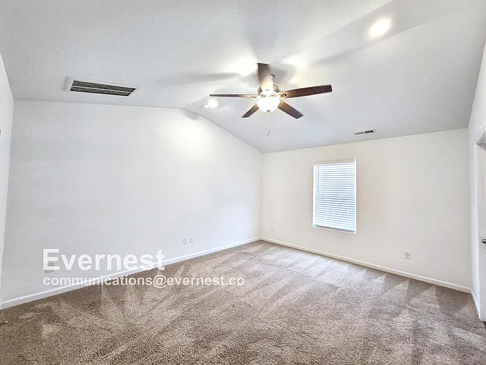 4039 Meredith Woods Ln — Photo 17