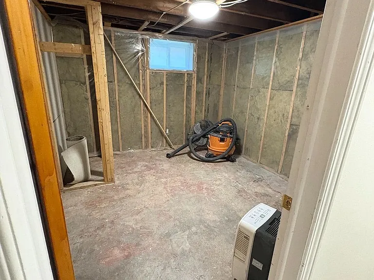 193 Huron St — Photo 14