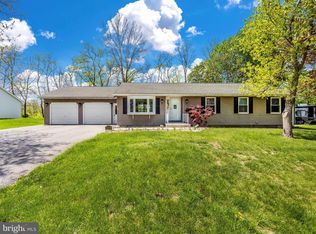 10466 Buena Vista Dr, Waynesboro, PA 17268