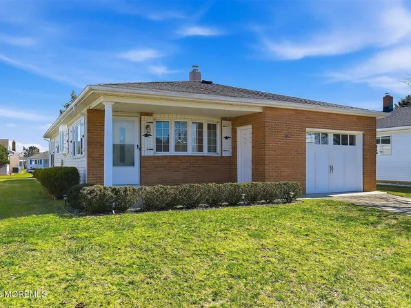 13 Bimini Drive, Toms River, NJ 08757