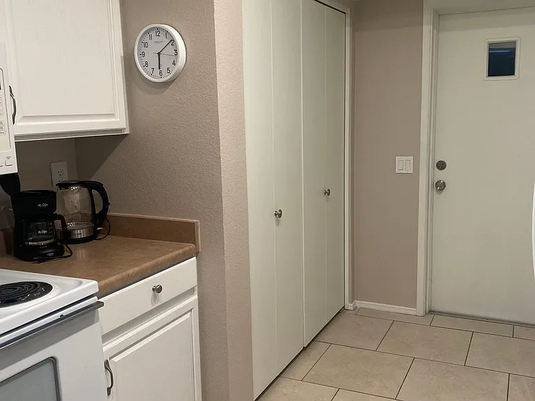 10413 E Twilight Dr — Photo 8