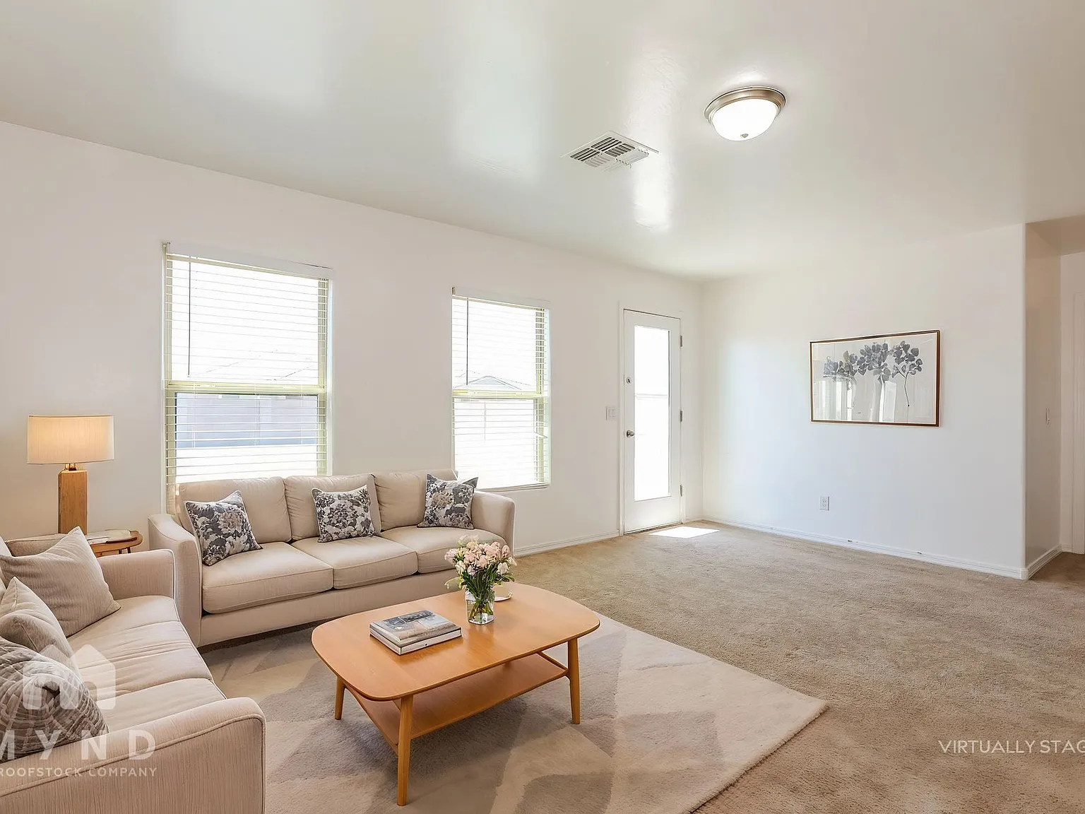 4 bed, 2.0 bath, 1400 sqft, $1,450 — Photo 2