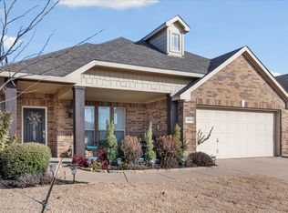 3801 Regent St, Midlothian, TX 76065