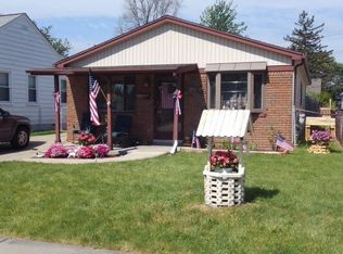 27801 Tighe St, Roseville, MI 48066
