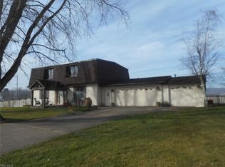 4698 Boltz Rd SE, New Philadelphia, OH 44663