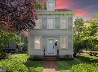 400 Main St, Riverton, NJ 08077