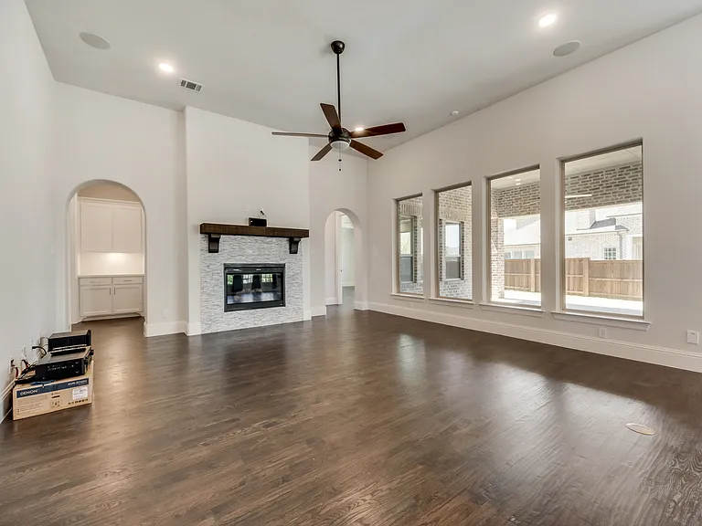 6887 Tranquility Ct — Photo 45