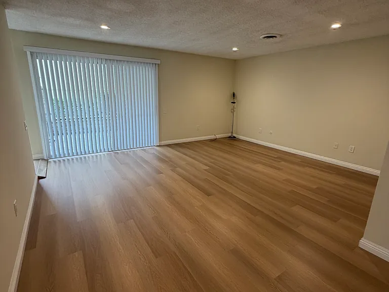 Arcadia Pines — Photo 3