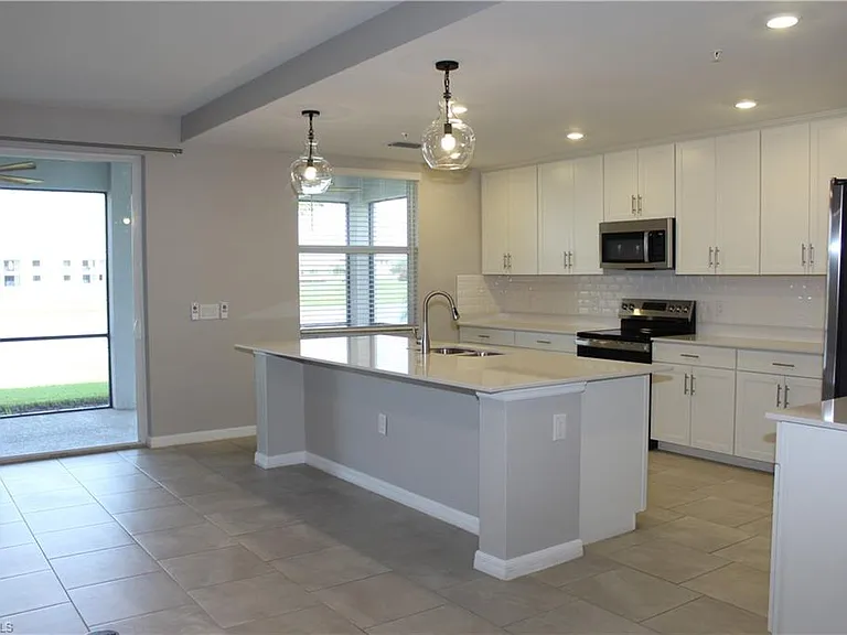 5661 Melbourne Ct #8012 — Photo 3