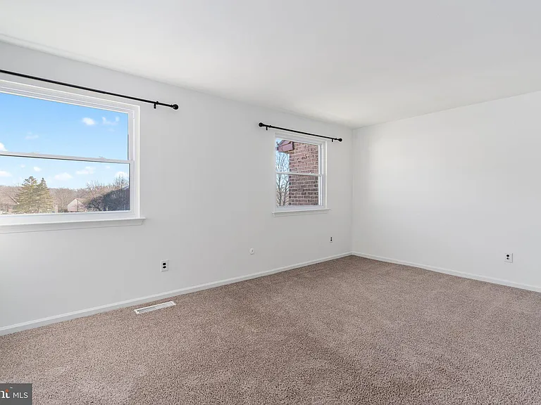 3279 Durham Pl — Photo 18