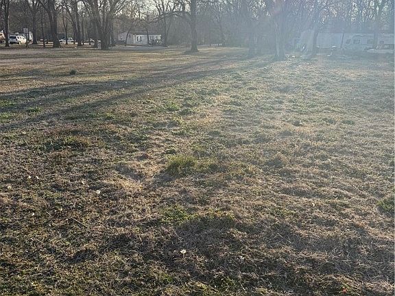 2nd image of Cherokee St