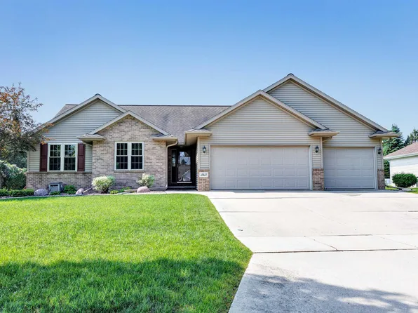 3611 Glen Kent Ct, Green Bay, WI 54313