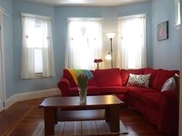 9 Aberdeen Rd #2 — Photo 3