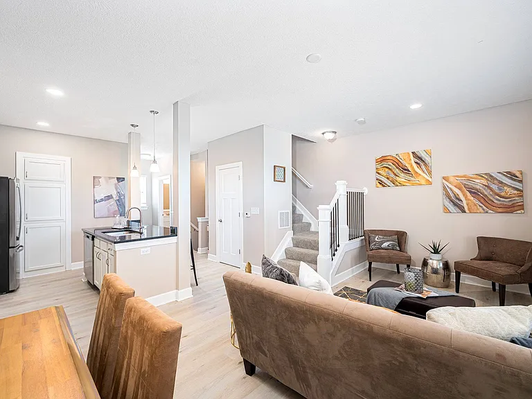 The Strand at Beulah Townhomes — Photo 6