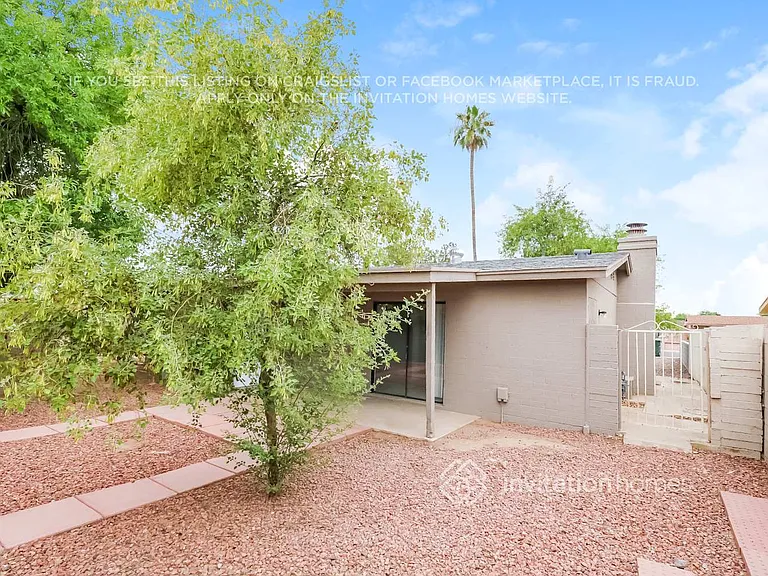 4143 N 74th Dr — Photo 14