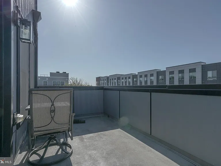 1632 K St NE #PENTHOUSE — Photo 72